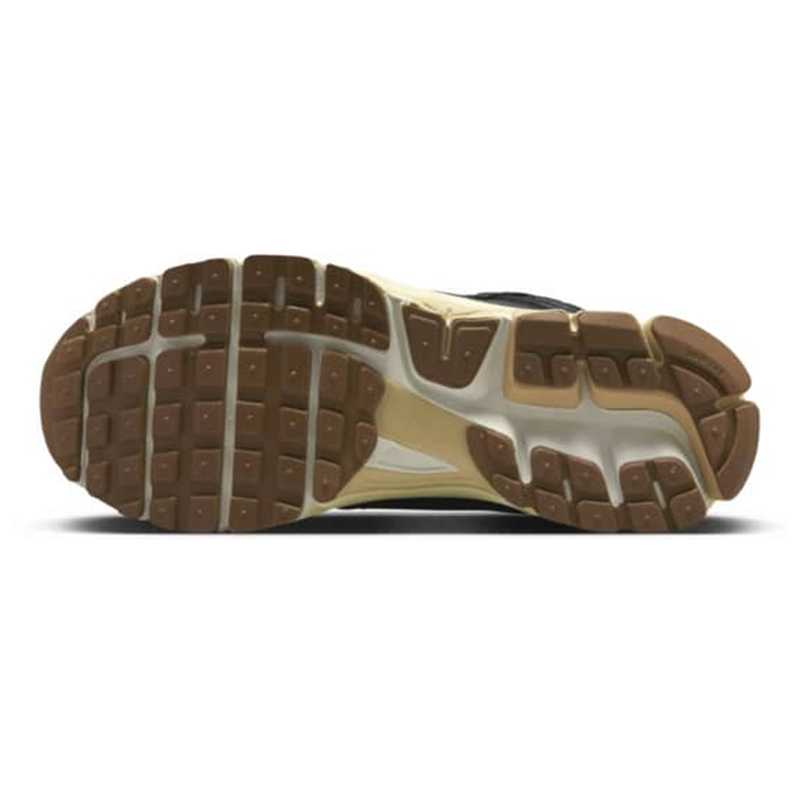 NIKE ZOOM VOMERO 5 PRM