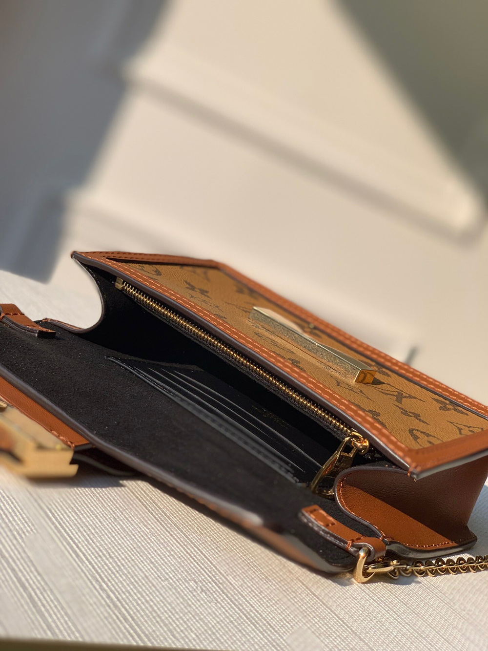 l0*is V*t0n bags m68746 19*12*5cm