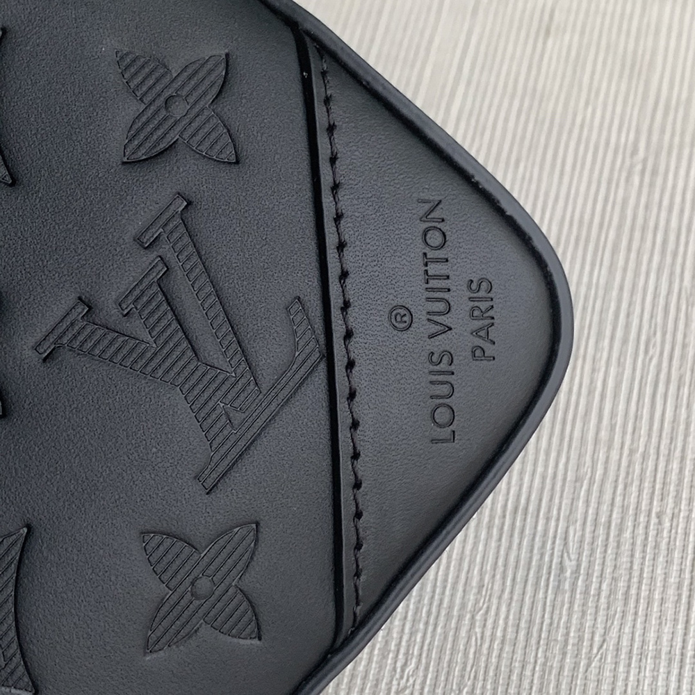 l0*is V*t0n bags m69827 27*4.5*18.5cm