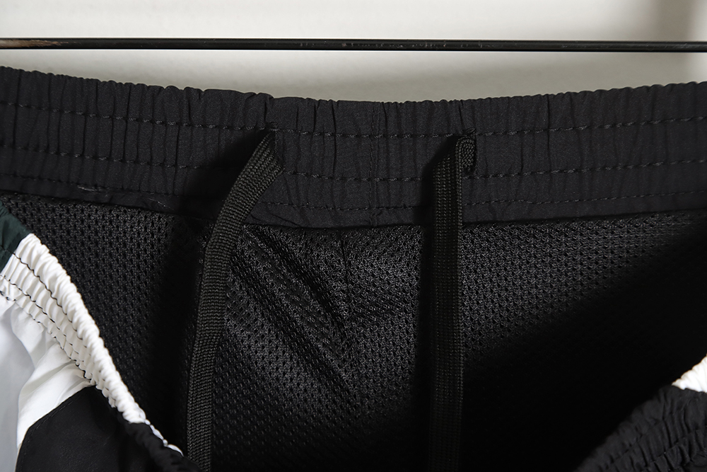 Ba*len*cia*ga Ba*len*cia*ga 23ss patchwork embroidered trousers