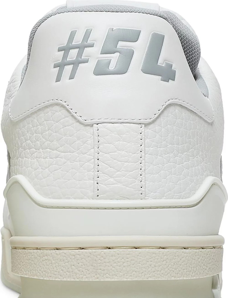 l0*is V*t0n trainer low 