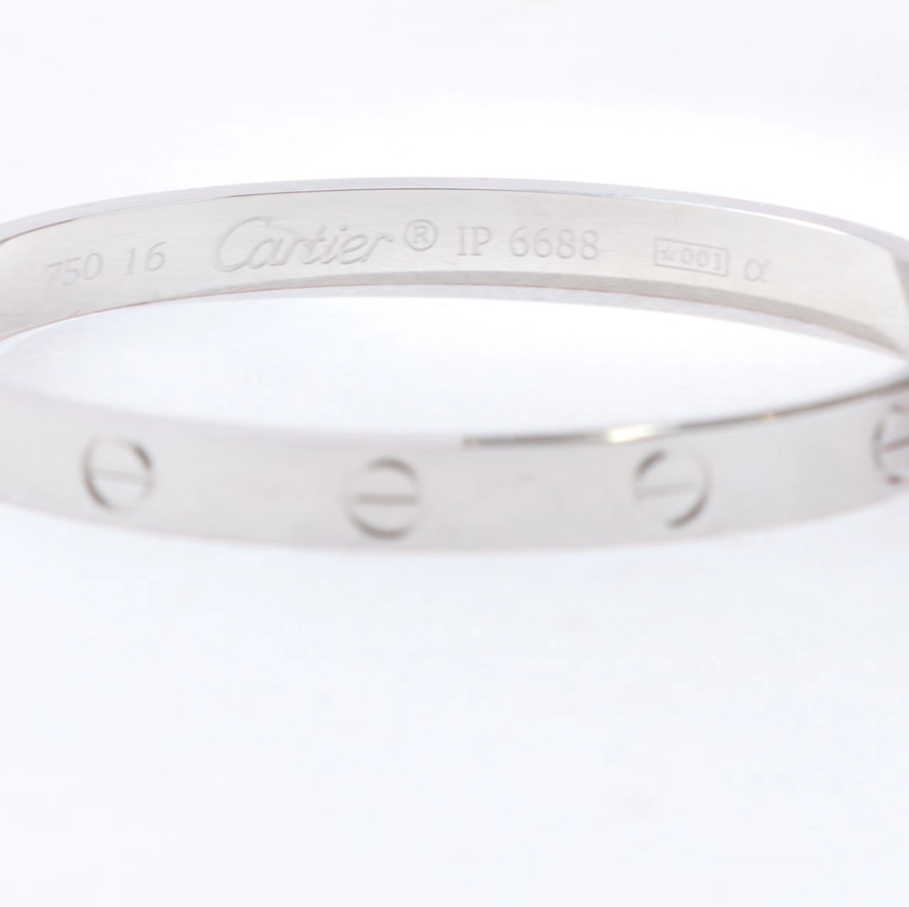 Ca*t*er love bracelet
