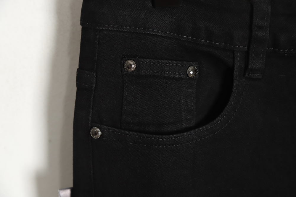 l0*is V*t0n l0*is V*t0n pocket airplane jeans