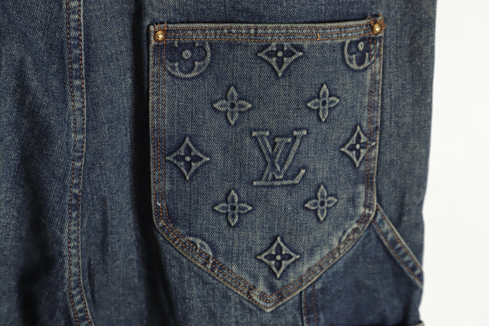 l0*is V*t0n lv l0*is V*t0n embossed presbyopic cargo jeans