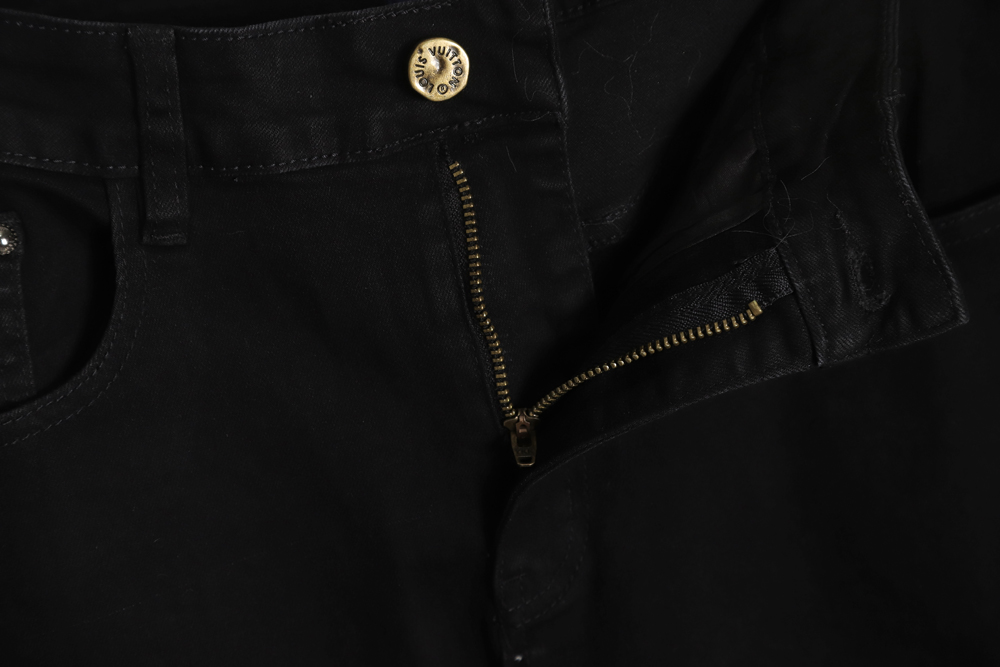 l0*is V*t0n l0*is V*t0n pocket airplane jeans