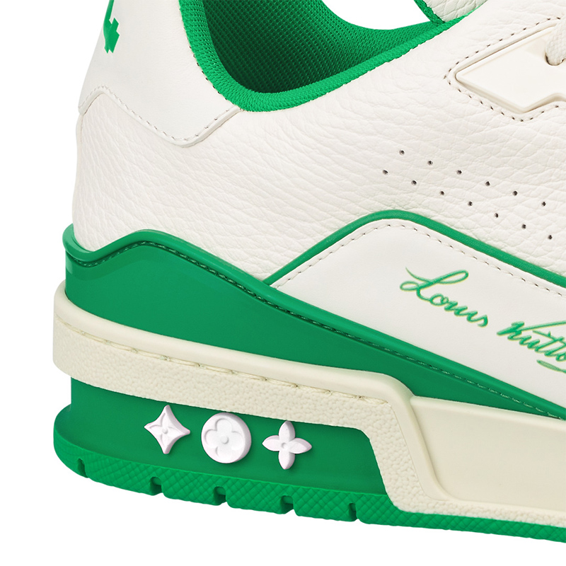 l0*is V*t0n trainer #54 signature white green