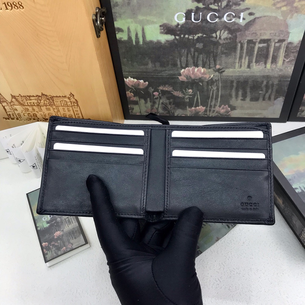 G*u*i wallets 145754