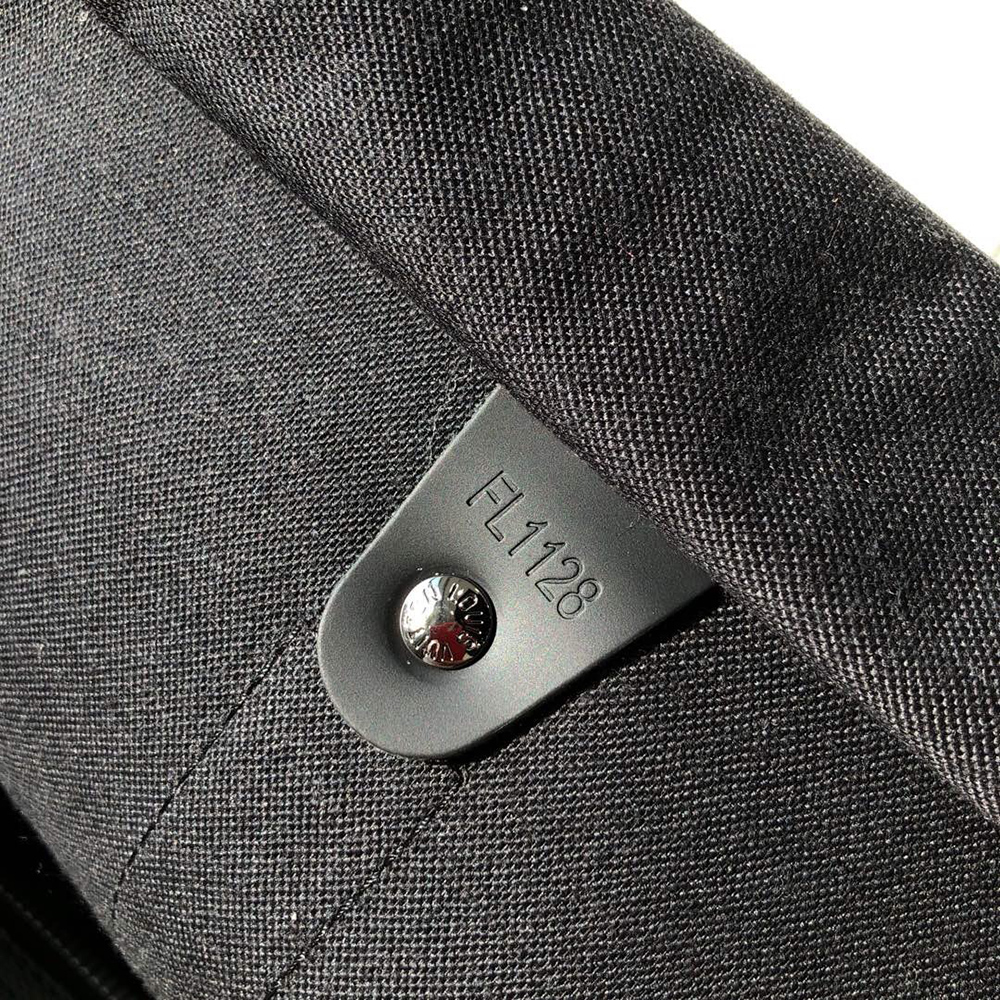 l0*is V*t0n bags 40569/40603/40605