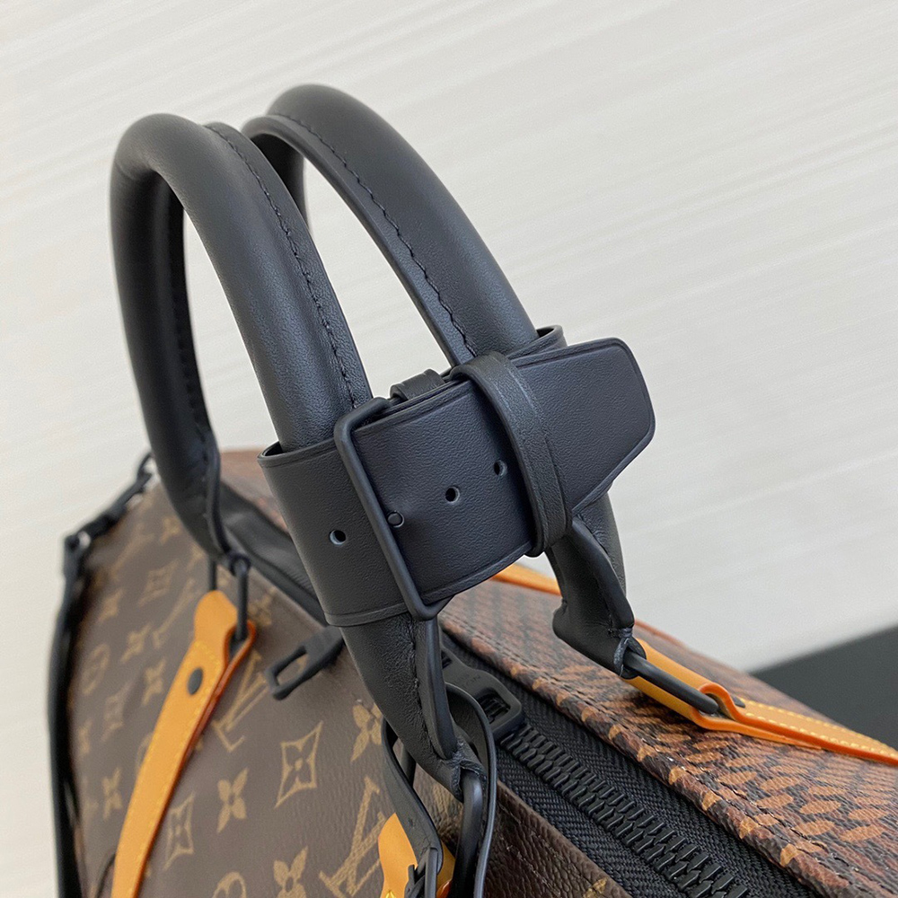 l0*is V*t0n bags 56715m 50cm