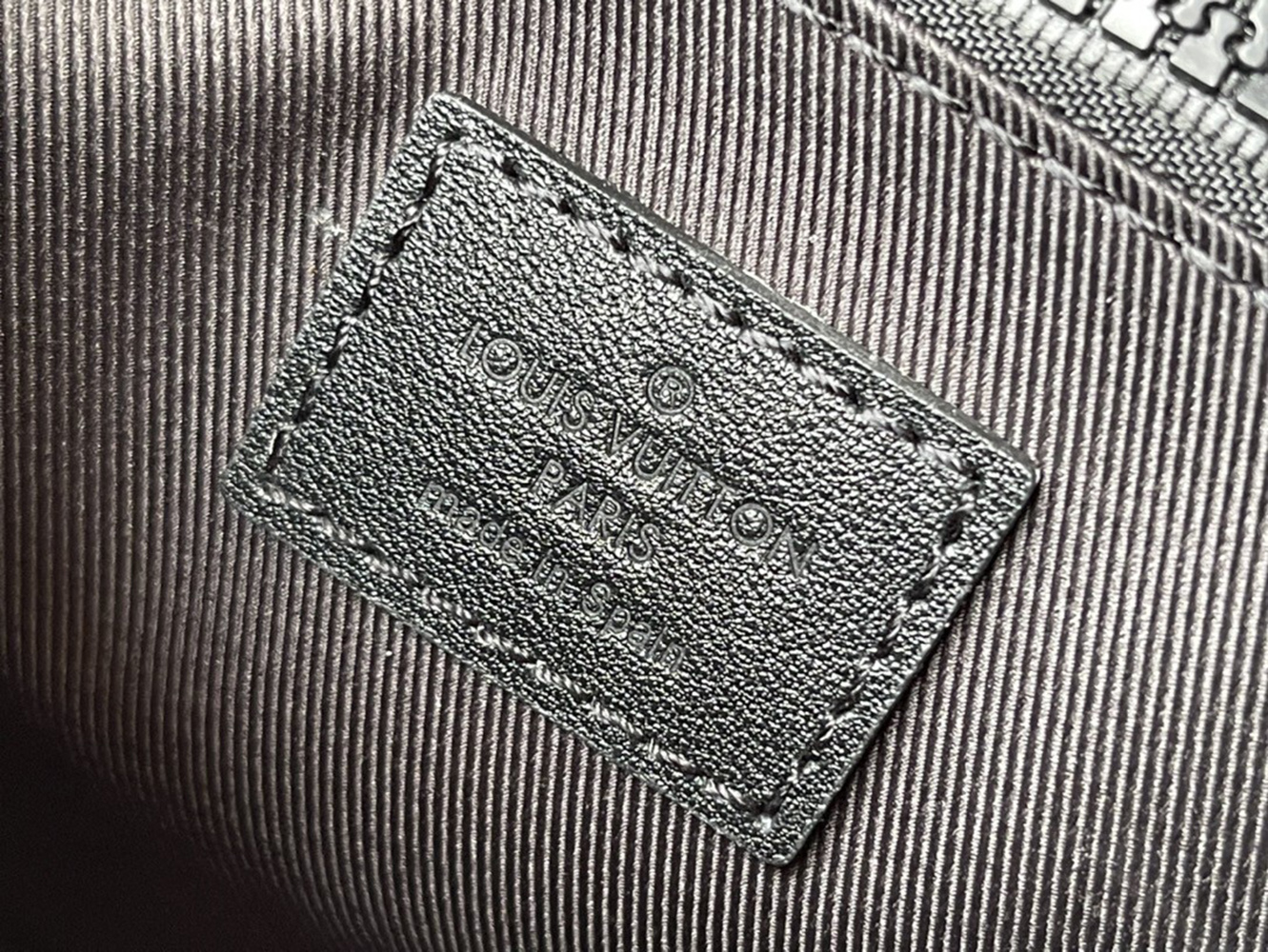 l0*is V*t0n bags m58487 21*15*4cm