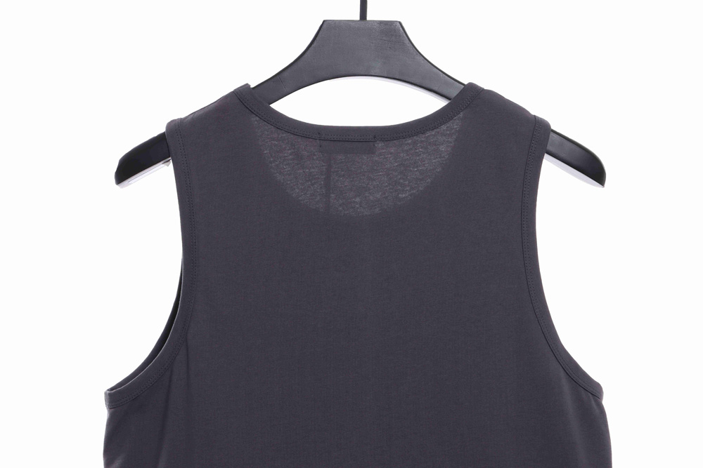 Ba*len*cia*ga barcode ripped vest