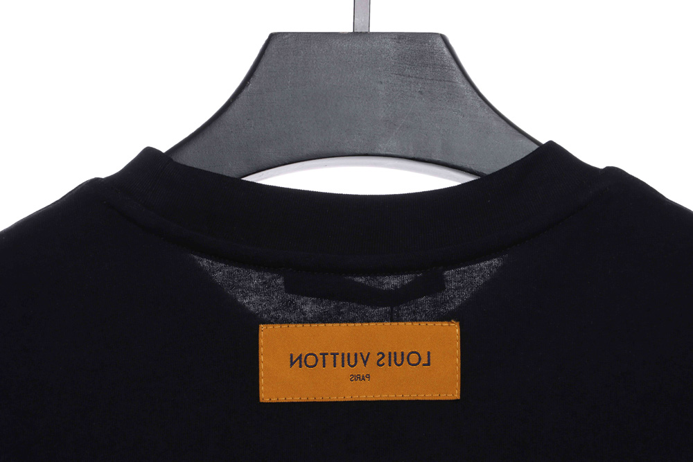 LV character catwalk print short sleeves