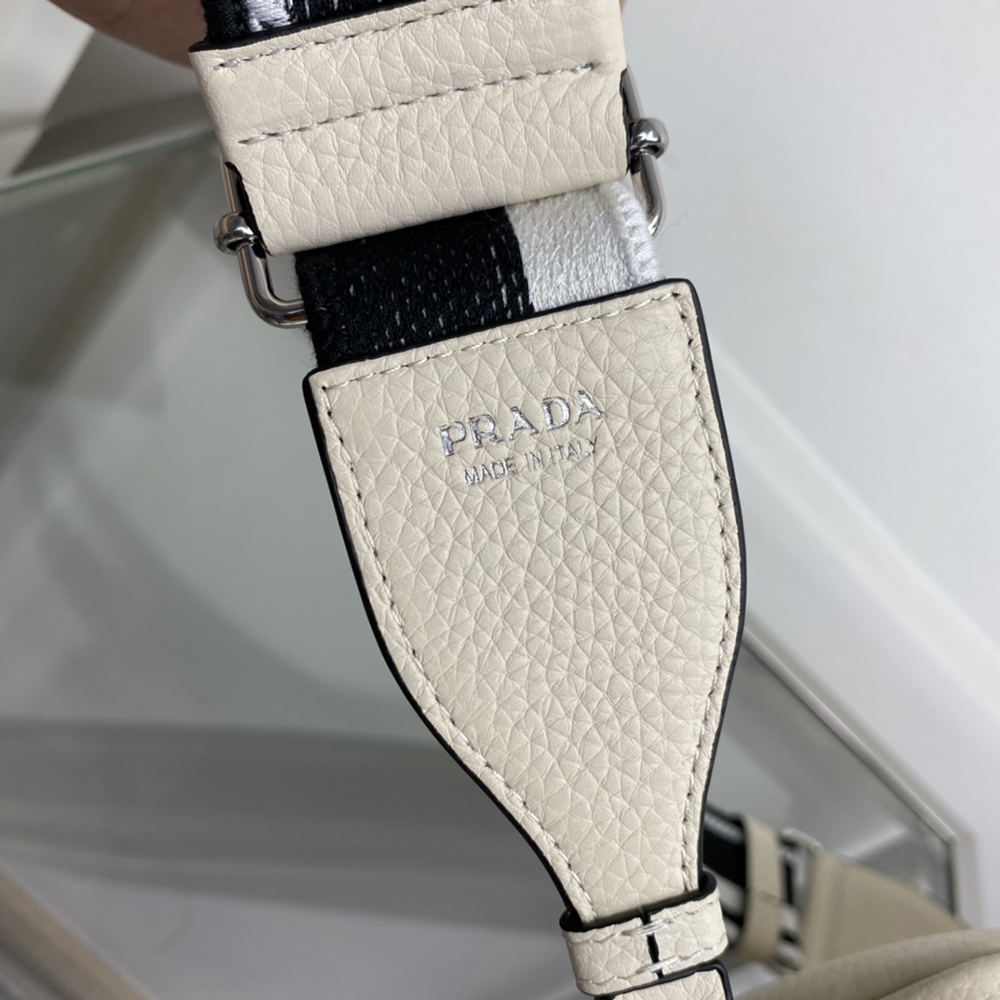 Pra*a bags 1bh082 22*14*8cm