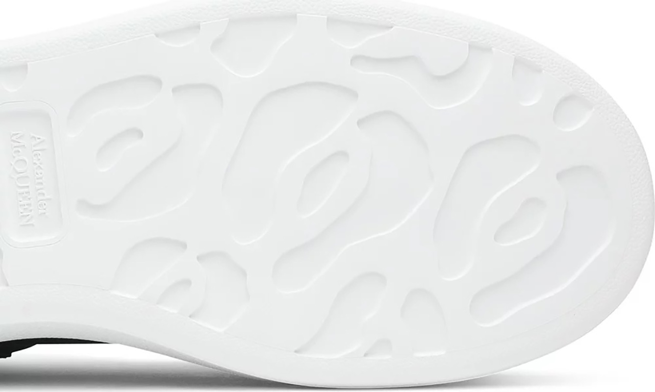 alexander M*Q*en oversized sneaker 