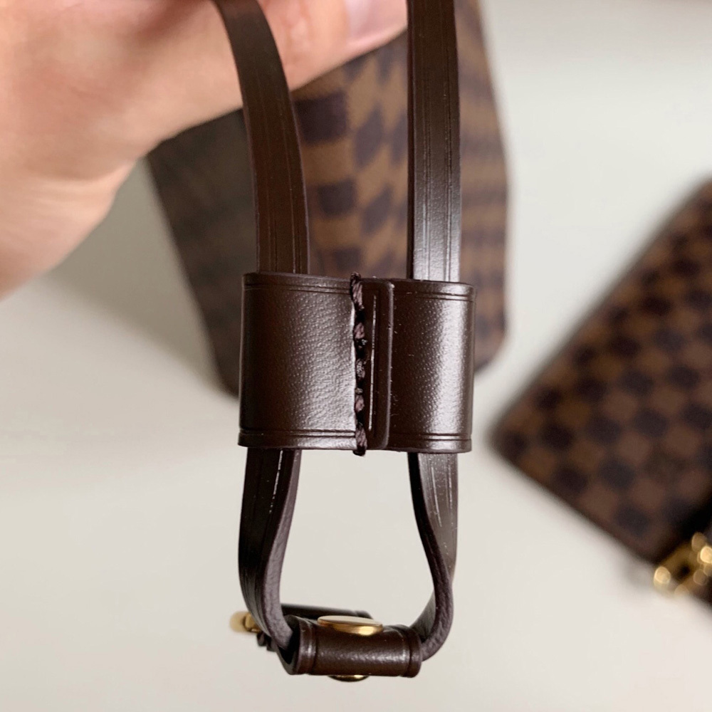 l0*is V*t0n bags n41358 32*29*17cm