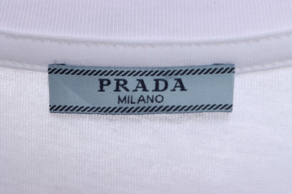 Pra*a chest logo triangle short sleeves