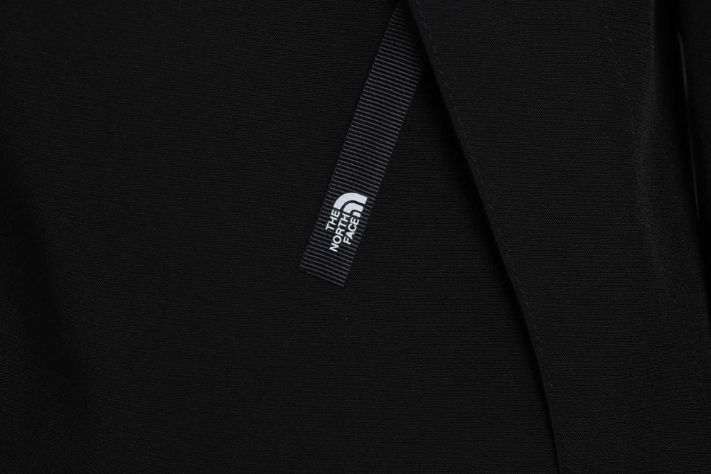 nor*h F**e contrast color stitching jacket