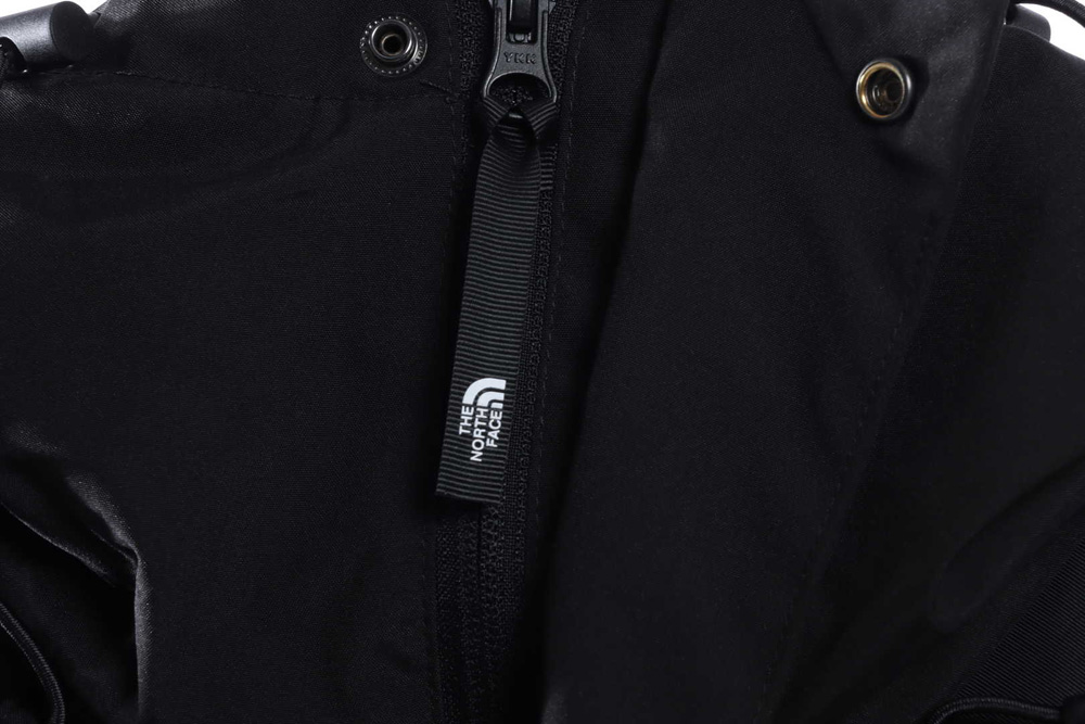 nor*h F**e contrast color stitching jacket