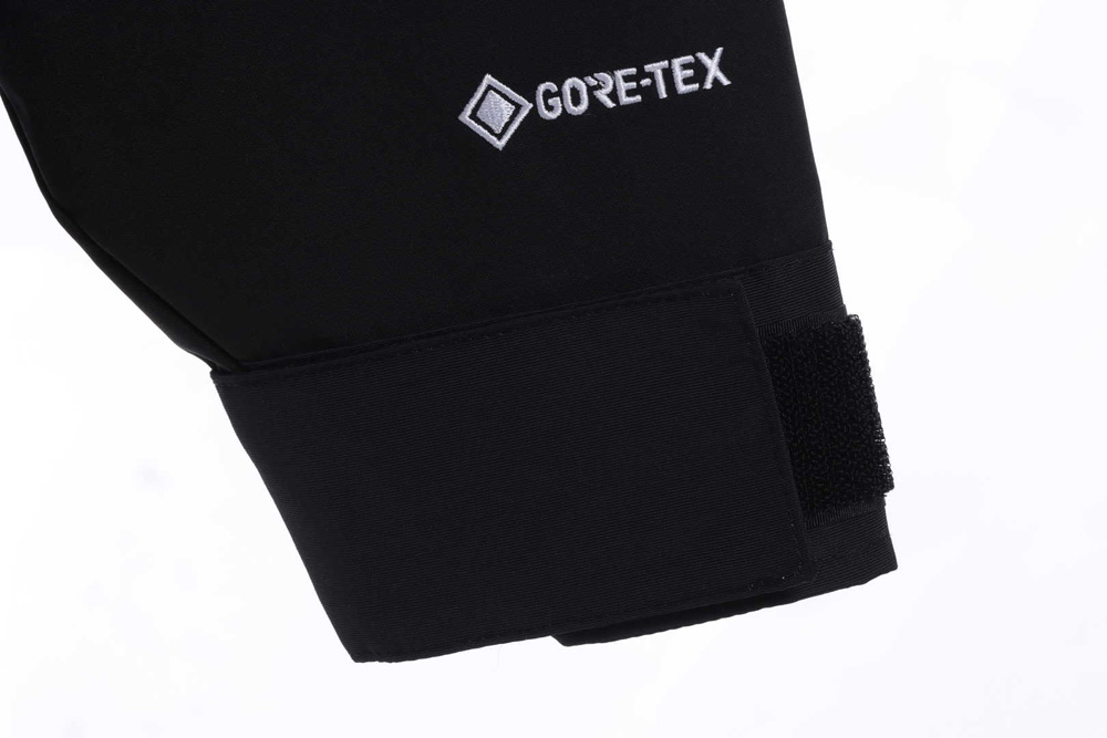 nor*h F**e contrast color stitching jacket