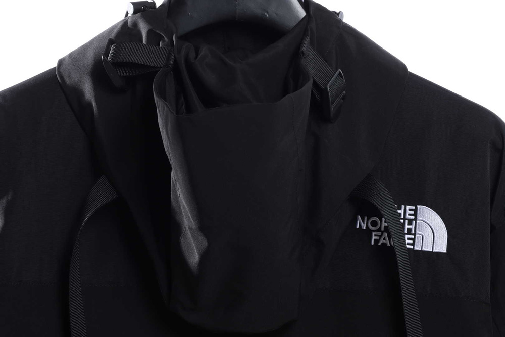 nor*h F**e contrast color stitching jacket