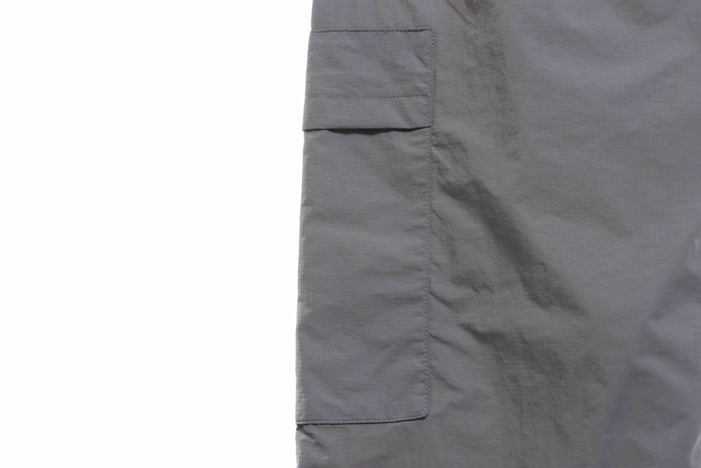 Lightweight cargo trousers in TB technical fabric
