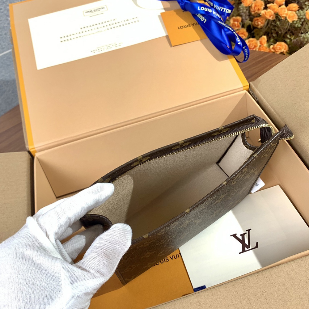 l0*is V*t0n bags m47544 19*15*6cm