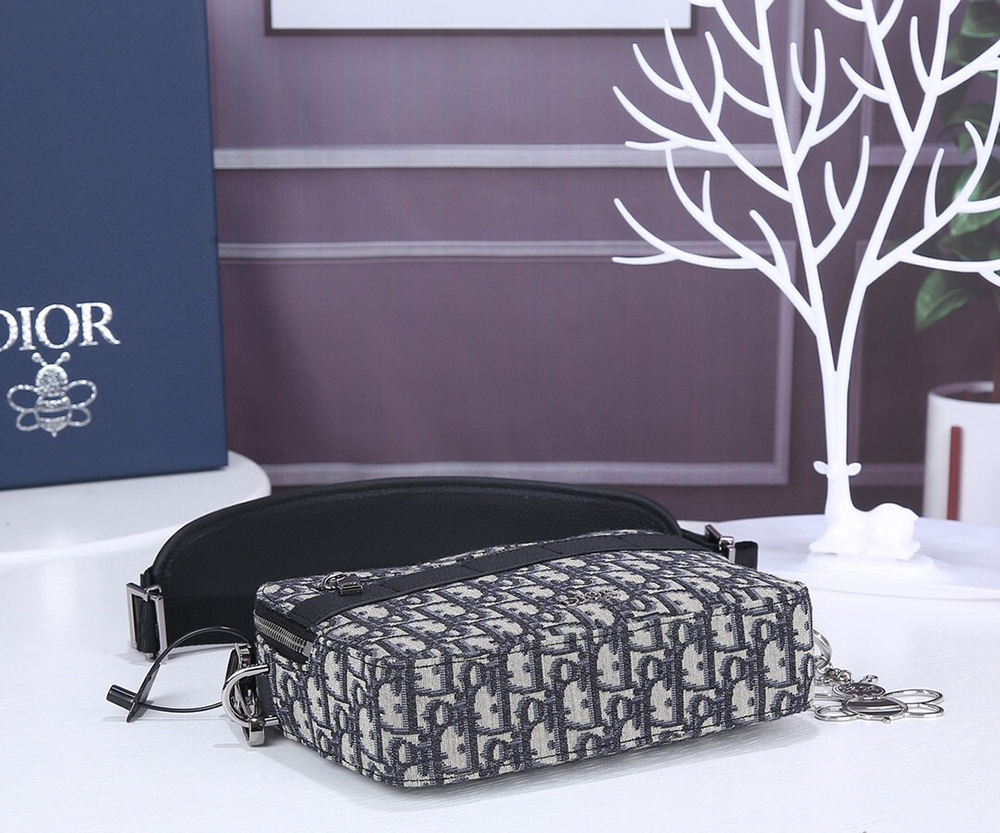 ch**an D*or bags h27e 22*15*6cm