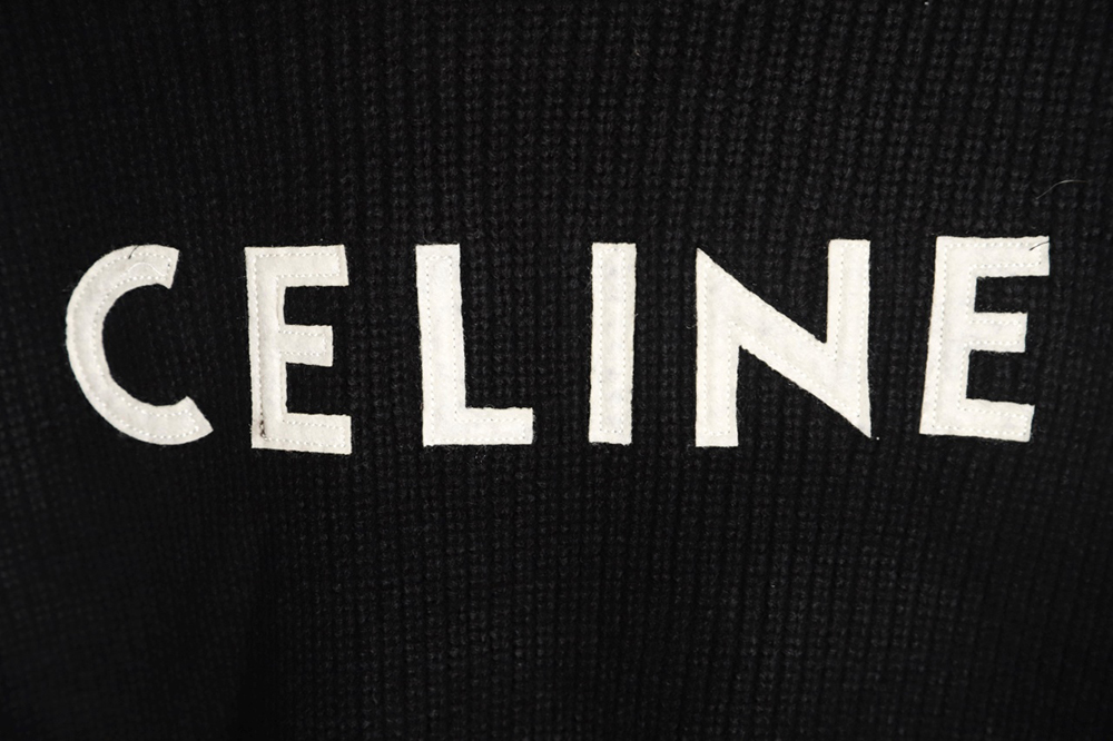 Ce**e 23fw letter logo crew neck sweater