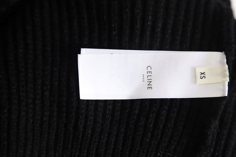 Ce**e 23fw letter logo crew neck sweater