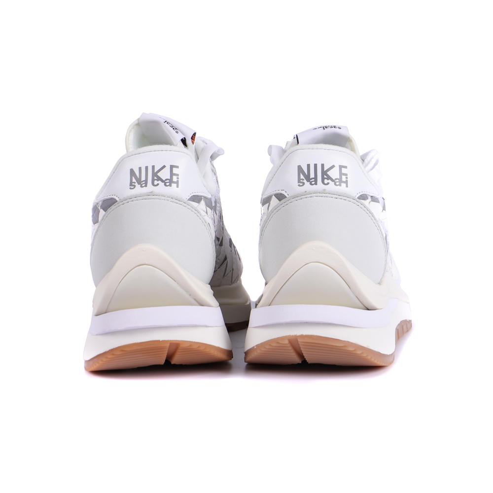Sacai X Nike LDVaporwaffle Mix  Low "White"