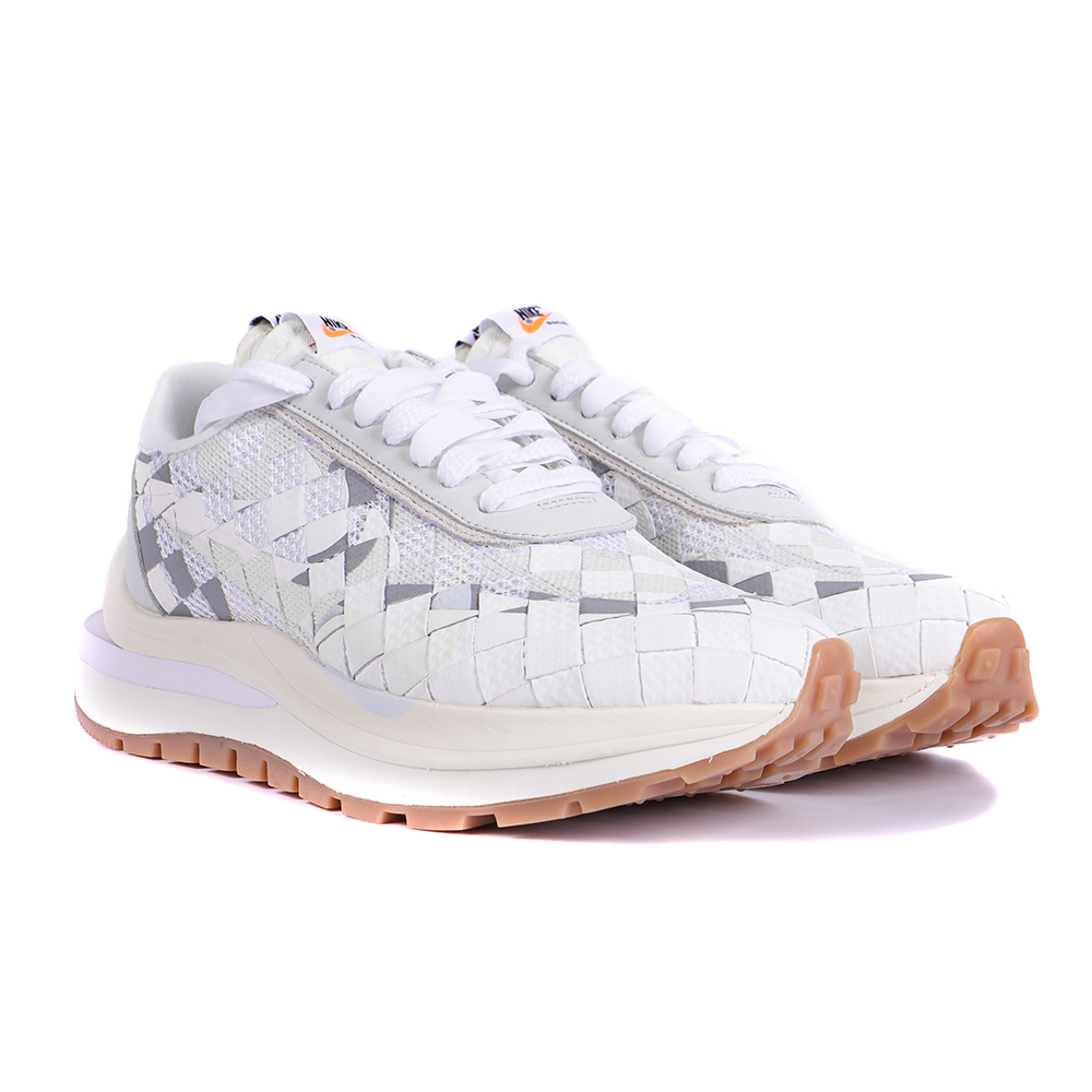 Sacai X Nike LDVaporwaffle Mix  Low "White"