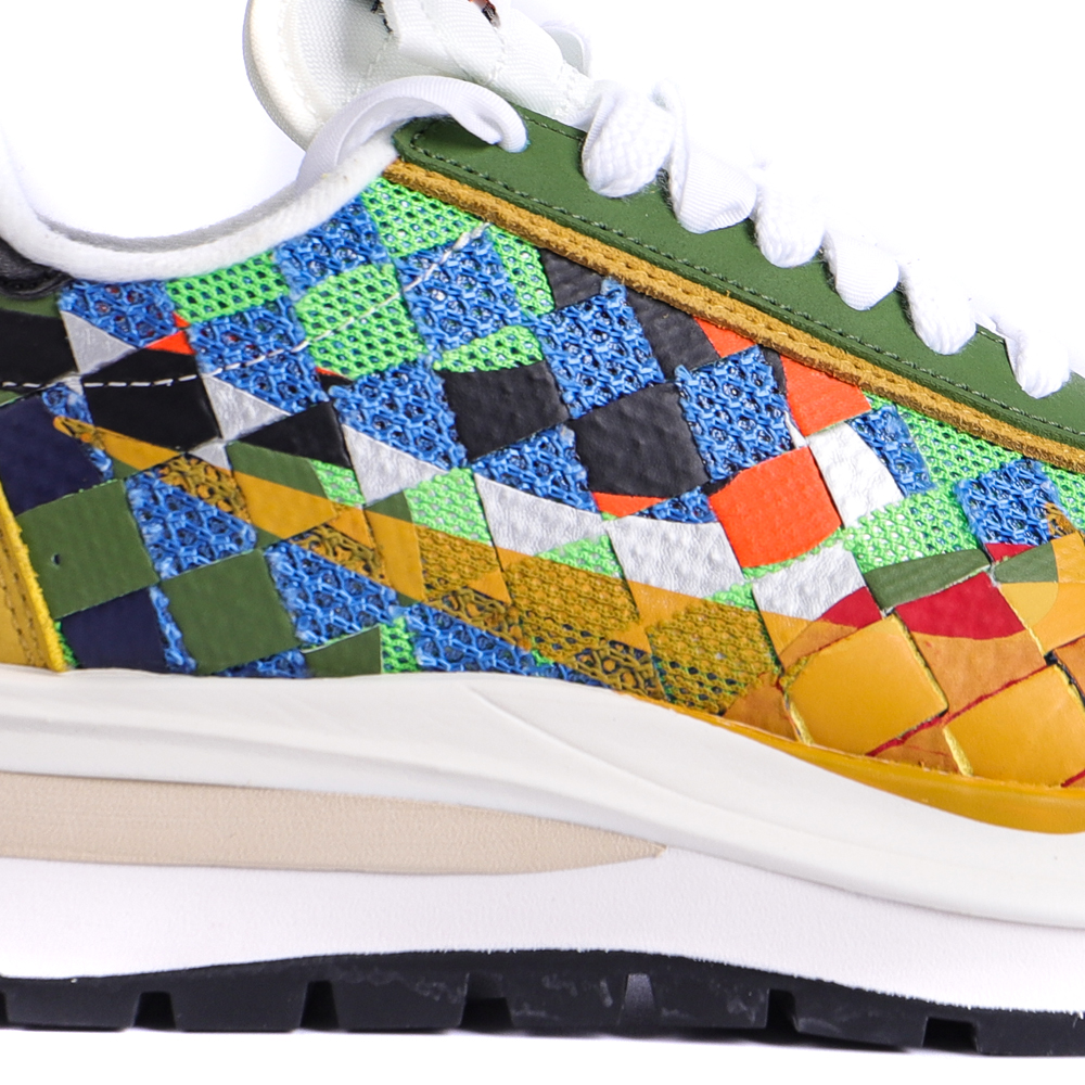 sacai x Nike LDVaporwaffle Mix Low Green Gusto