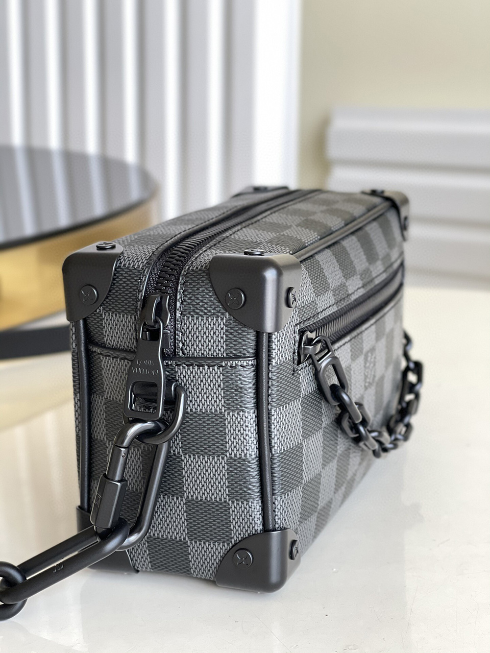 l0*is V*t0n bags m44480 18.5*13*8cm