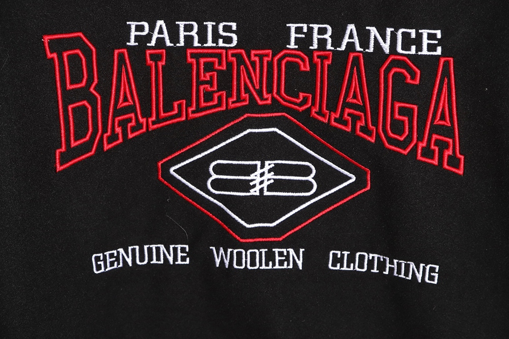 Ba*len*cia*ga letterlock embroidered baseball jersey
