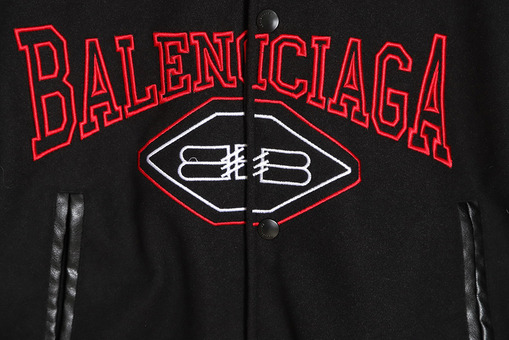 Ba*len*cia*ga letterlock embroidered baseball jersey