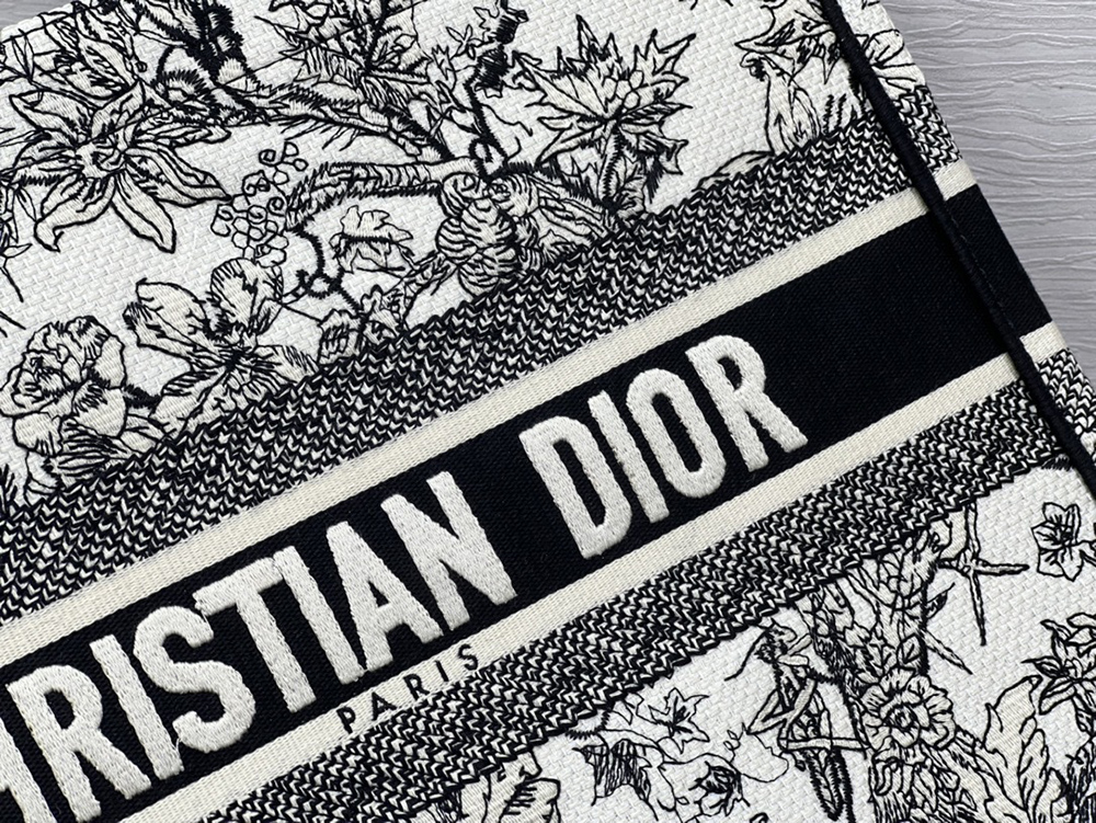 ch**an D*or bags 1296