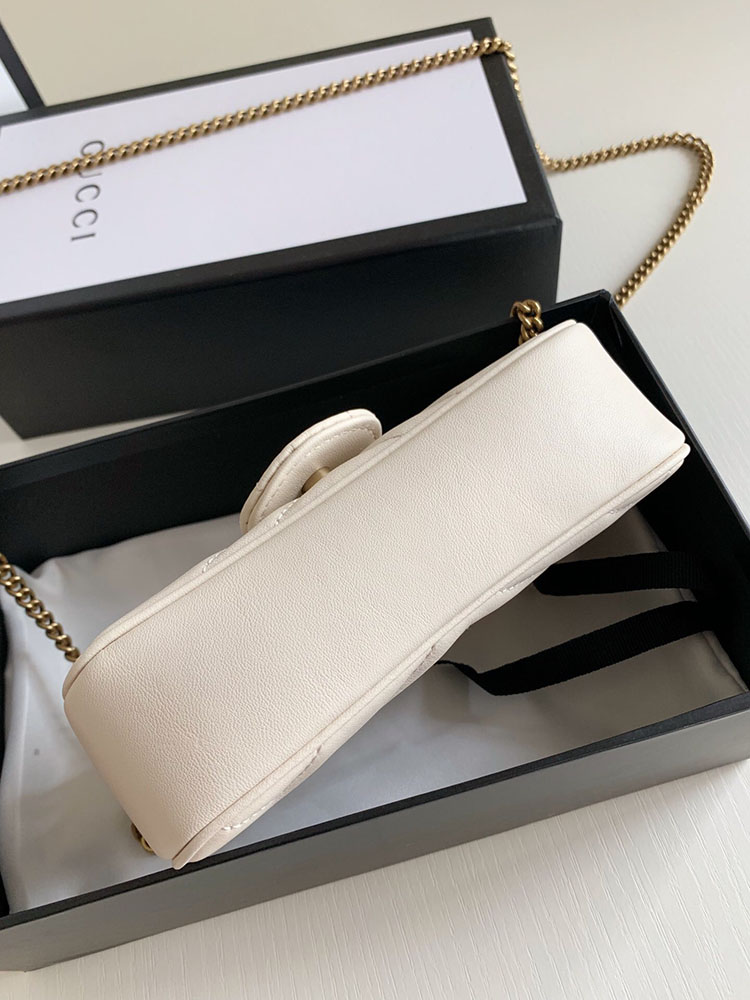 g*u*i 476433 gg marmont matelasse S*per mini bag white