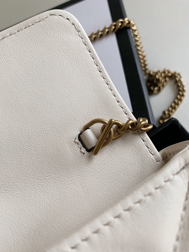 g*u*i 476433 gg marmont matelasse S*per mini bag white