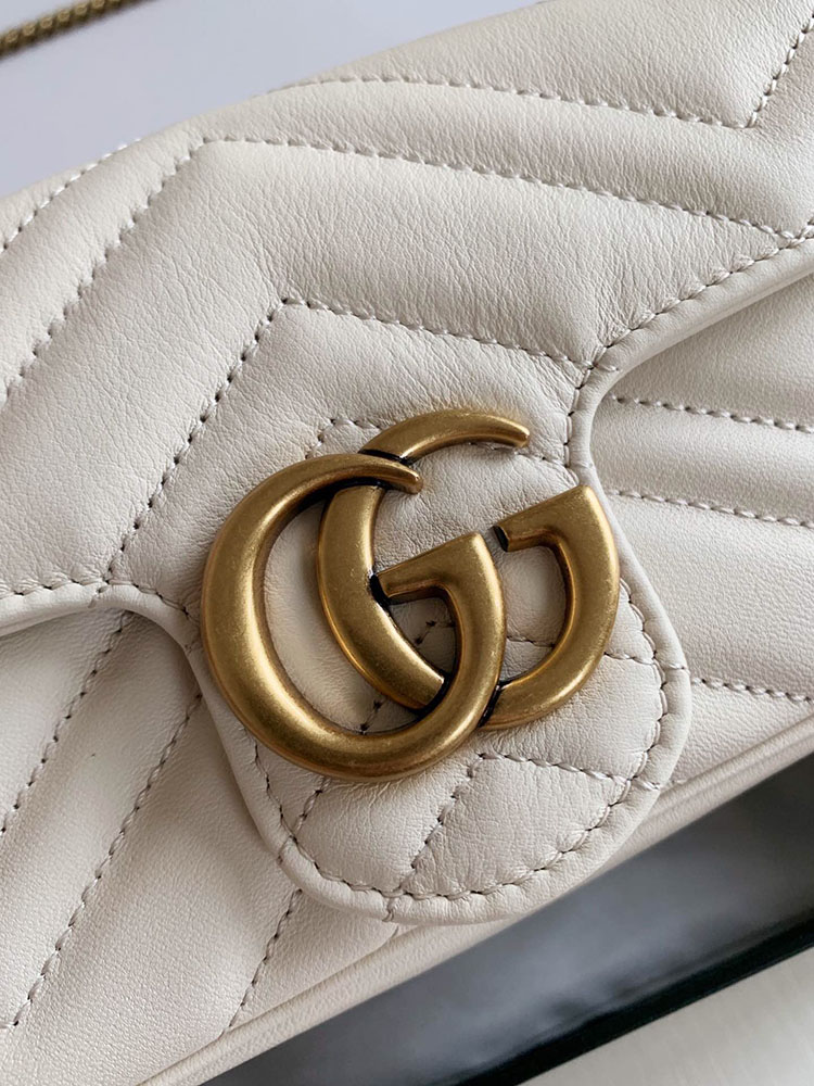 g*u*i 476433 gg marmont matelasse S*per mini bag white