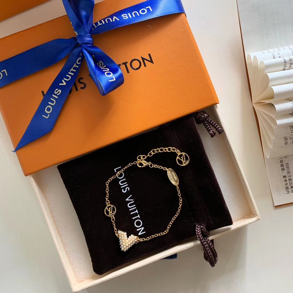 l0*is V*t0n essential v perle bracelet df620946