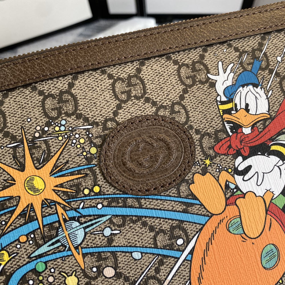 G*u*i wallets 647925 30.5*21*1.5cm