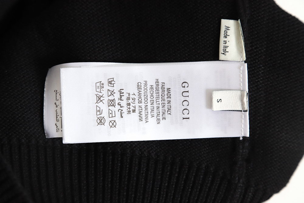 G*u*i 23fw chest bee wool cardigan jacket