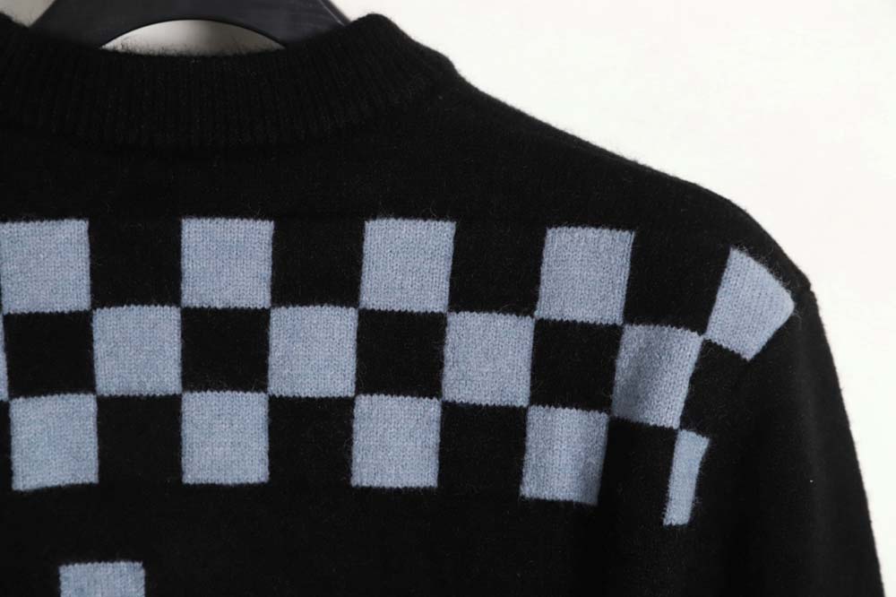 l0*is V*t0n lv l0*is V*t0n 23fw plaid mosaic crew neck sweater