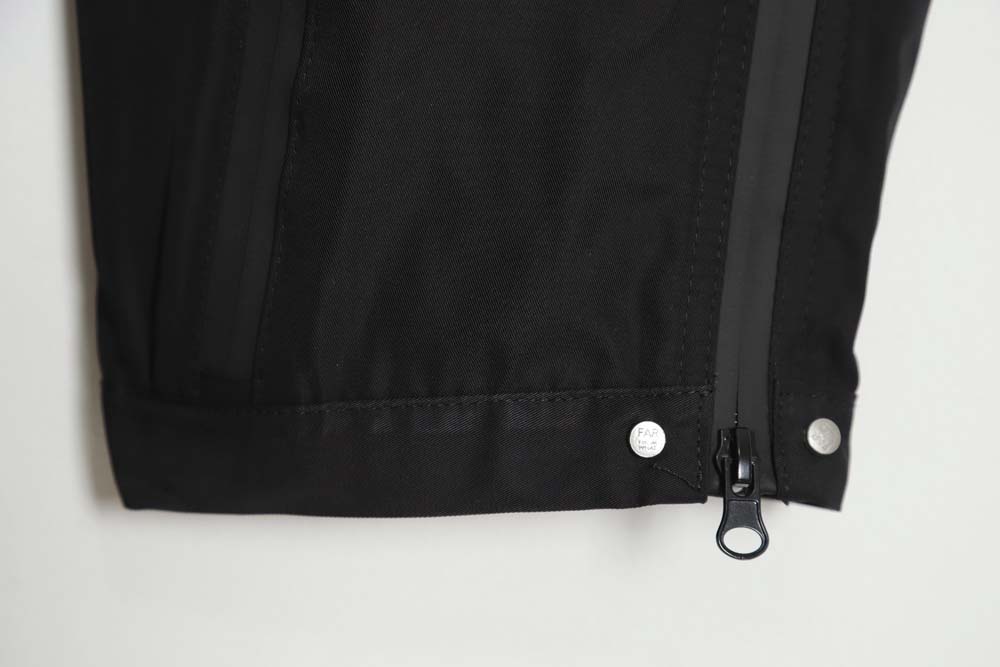 FAR.ARCHIVE\FAR ARCHIVE Functional waterproof zipper trousers