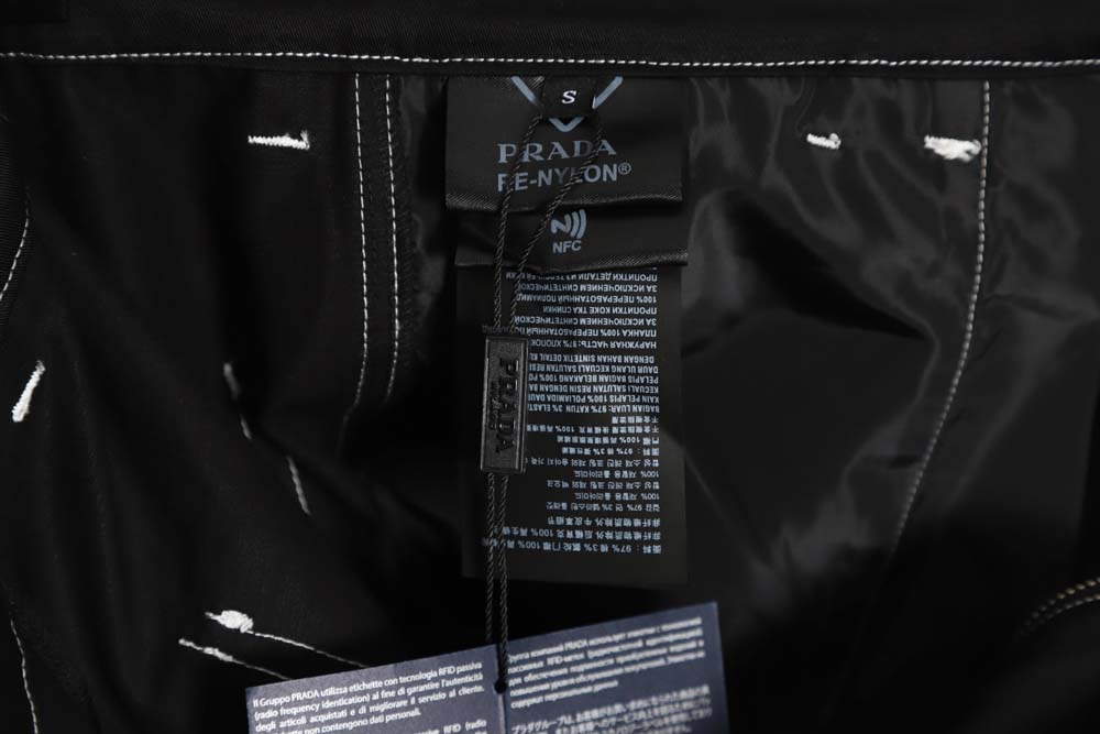 Pra*a prd 23fw contrast topstitched stretch wide-leg trousers