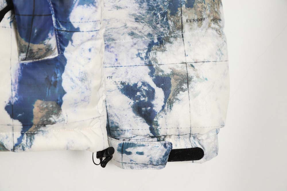 the nor*h f**e t*f nor*h f**e nuptse 1996 large plaid earth print down jacket