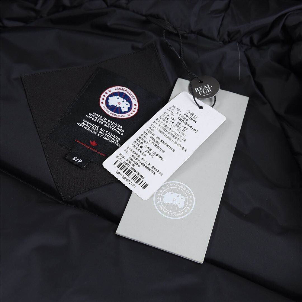 Can*a Go*e chilliwack 7999m bomber jacket short down jacket