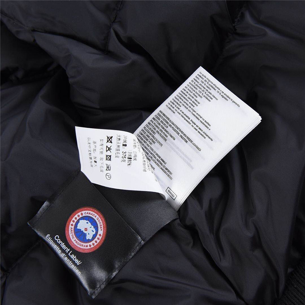 Can*a Go*e chilliwack 7999m bomber jacket short down jacket
