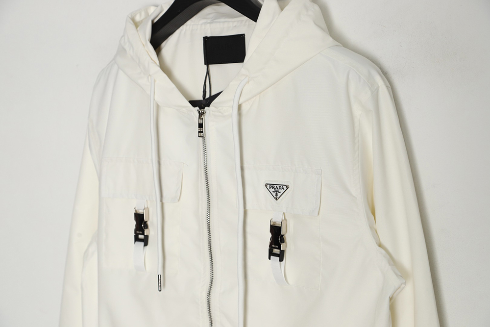 Pra*a 23fw metal lock functional hooded jacket
