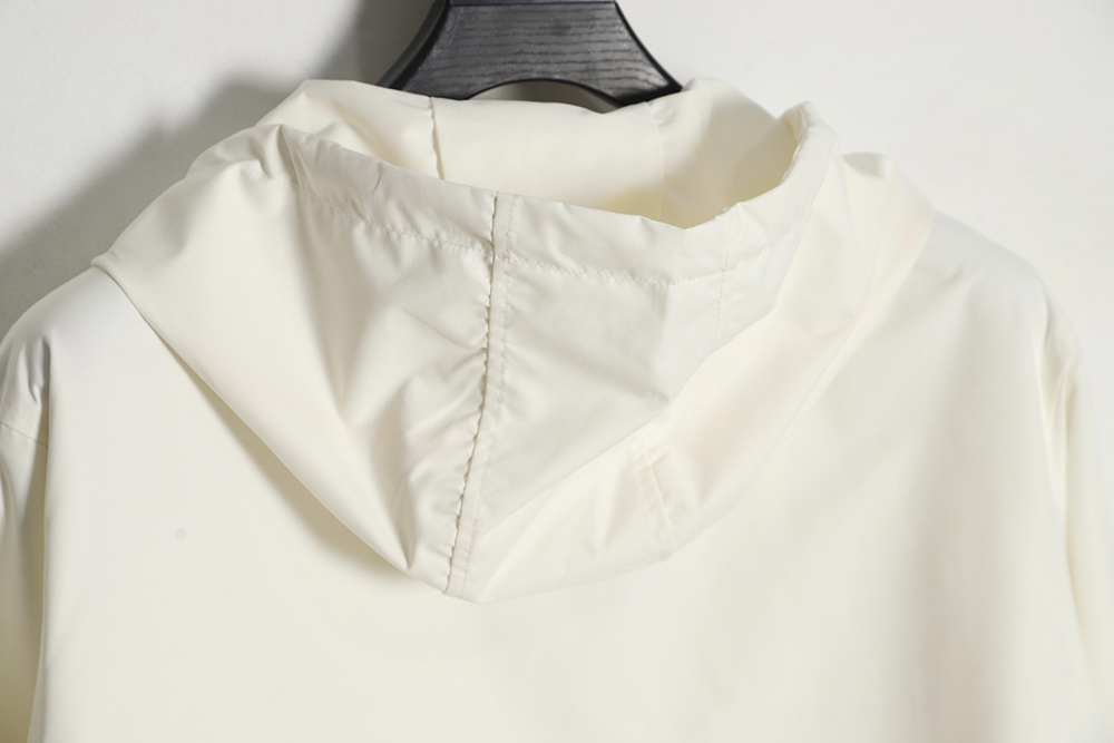 Pra*a 23fw metal lock functional hooded jacket